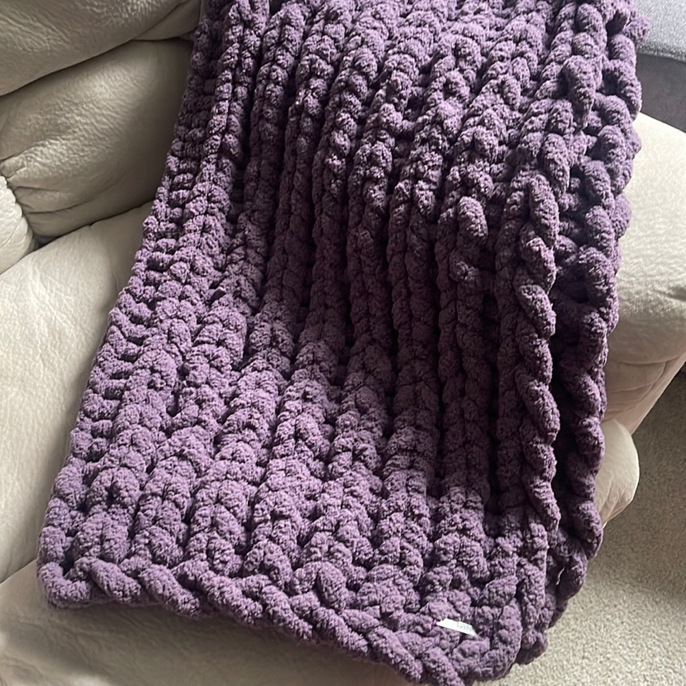 Handmade chunky knit baby blanket